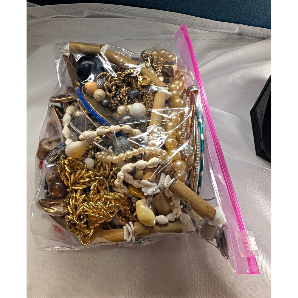 2 LBS Bulk Jewelry Lot Craft Repair As Is Wearable Mixed Beads Shell Gold Tone